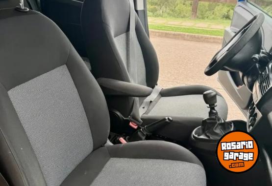 Autos - Fiat Doblo 2013 Nafta 225000Km - En Venta