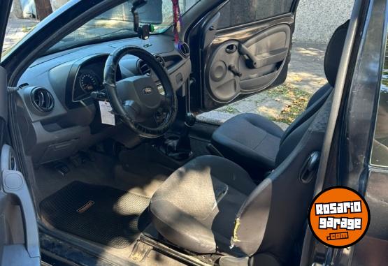 Autos - Ford ka viral 2011 Nafta 177000Km - En Venta