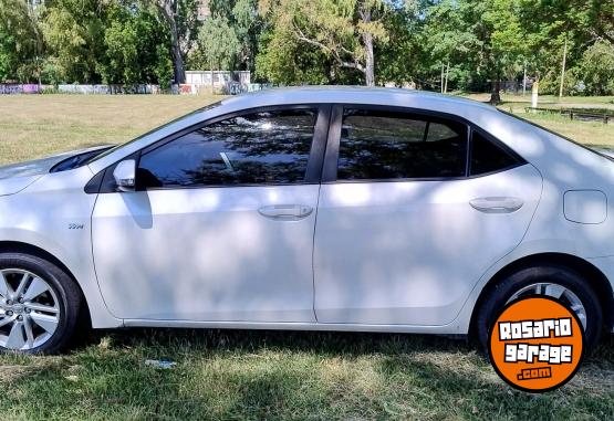 Autos - Toyota Corolla 2014 Nafta 140000Km - En Venta