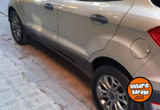 Camionetas - Ford ECOSPORT FREESTYLE 2017 Nafta 71000Km - En Venta
