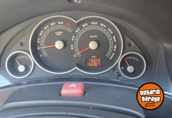 Autos - Suzuki 150000 2011 Nafta 150000Km - En Venta