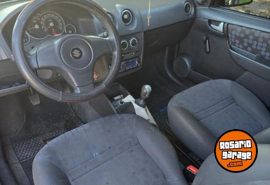 Autos - Suzuki 150000 2011 Nafta 150000Km - En Venta