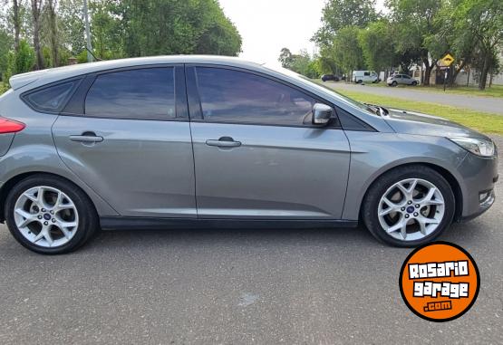 Autos - Ford FOCUS SE plus Cruze 308 2016 Nafta 91000Km - En Venta
