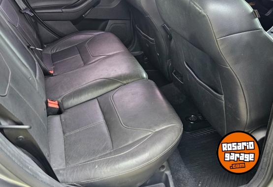 Autos - Ford FOCUS SE plus Cruze 308 2016 Nafta 91000Km - En Venta