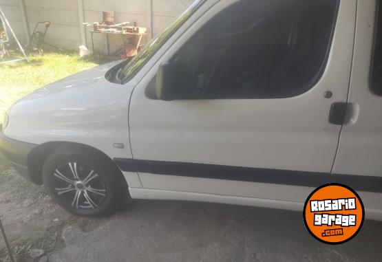 Utilitarios - Citroen Berlingo 2009 Diesel 177000Km - En Venta