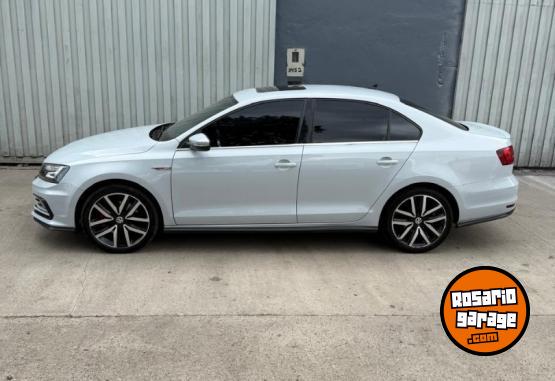 Autos - Volkswagen Vento 2018 Nafta 90000Km - En Venta