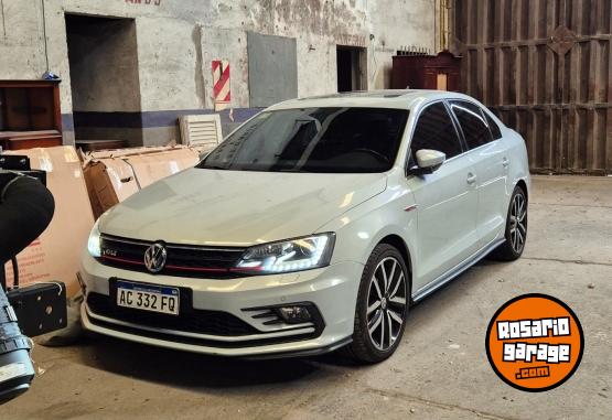 Autos - Volkswagen Vento 2018 Nafta 90000Km - En Venta