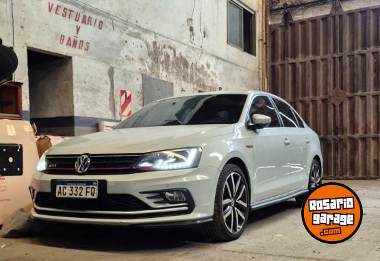 Autos - Volkswagen Vento 2018 Nafta 90000Km - En Venta