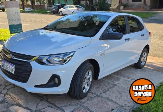 Autos - Chevrolet Onix 2023 Nafta 21800Km - En Venta