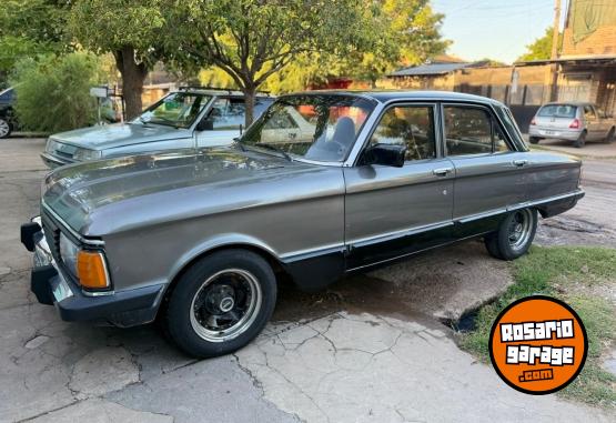 Autos - Ford Falcon ghia 1983 GNC 60000Km - En Venta