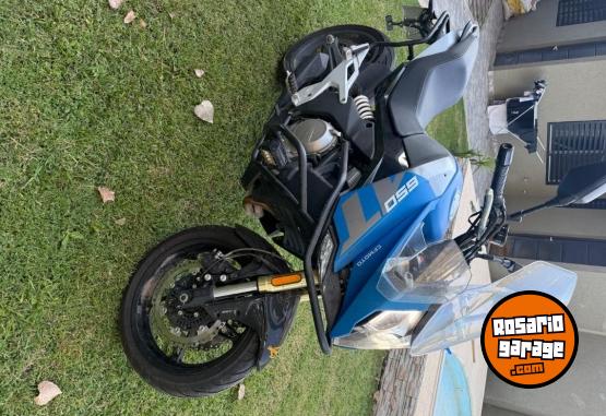 Motos - CF Mt 650 2023 Nafta 6300Km - En Venta