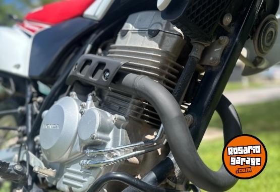 Motos - Honda Tornado 2018 Nafta 40000Km - En Venta