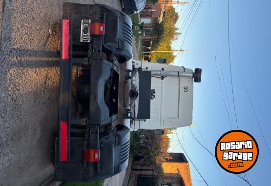 Camiones y Grúas - Camión Volkswagen 17220 - En Venta