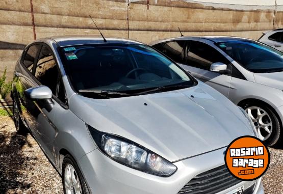 Autos - Ford Fiesta KINETIC Designe 5P 2014 Nafta 118000Km - En Venta