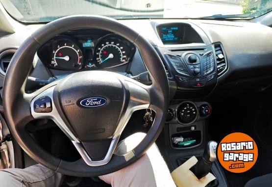 Autos - Ford Fiesta KINETIC Designe 5P 2014 Nafta 118000Km - En Venta