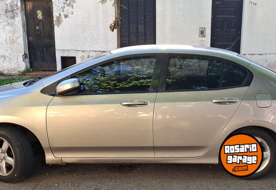Autos - Honda City 2012 GNC 102000Km - En Venta