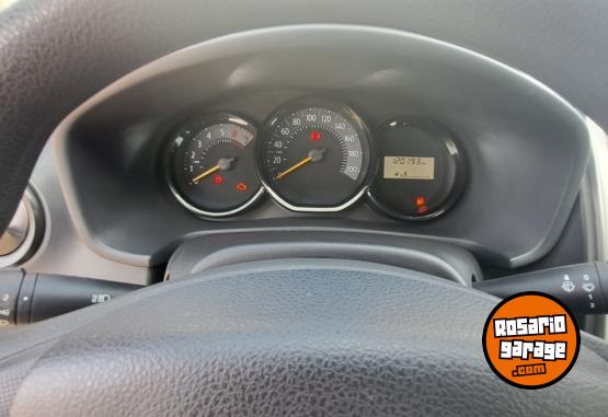 Autos - Renault LOGAN 2019 Nafta 120000Km - En Venta