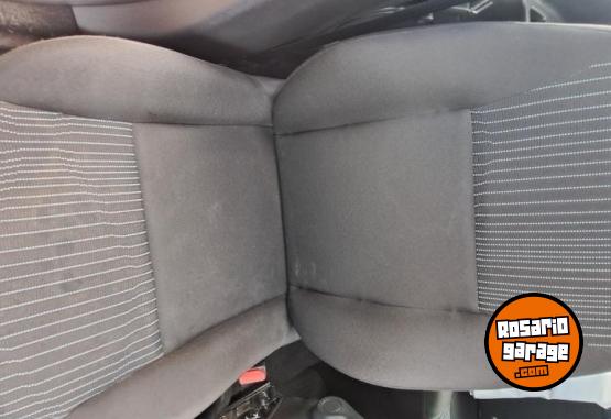 Autos - Renault LOGAN 2019 Nafta 120000Km - En Venta