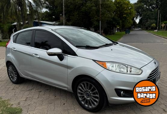 Autos - Ford Kinetic titanium 2015 Nafta 125524Km - En Venta