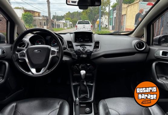 Autos - Ford Kinetic titanium 2015 Nafta 125524Km - En Venta