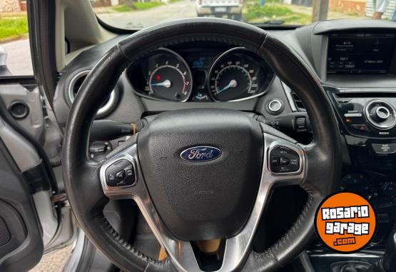 Autos - Ford Kinetic titanium 2015 Nafta 125524Km - En Venta