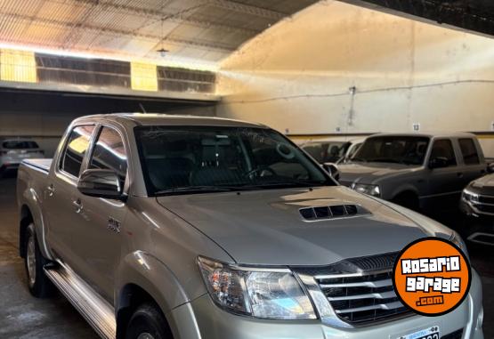 Camionetas - Toyota Hilux 2013 Diesel 108000Km - En Venta