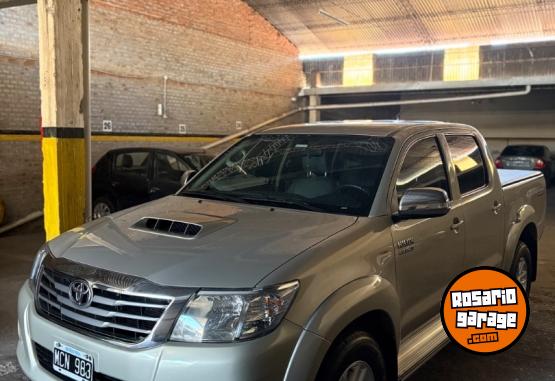 Camionetas - Toyota Hilux 2013 Diesel 108000Km - En Venta