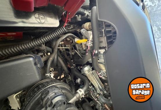 Camionetas - Toyota Hilux 2013 Diesel 108000Km - En Venta