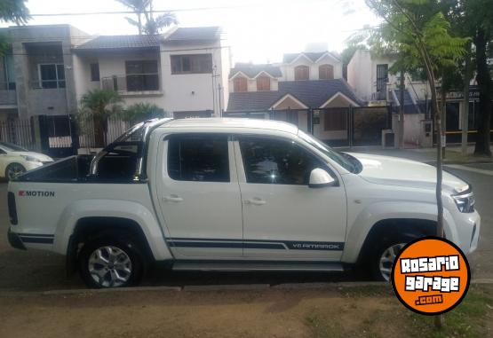 Camionetas - Volkswagen Amarok v6 2025 Diesel 10000Km - En Venta