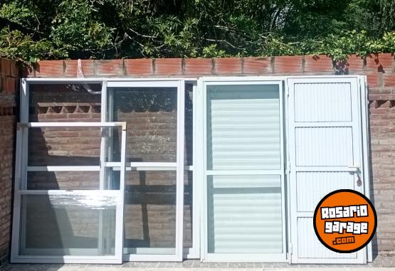 Otros - Vendo /líquido Aberturas Precio Charlable descuento efectivo.. - En Venta