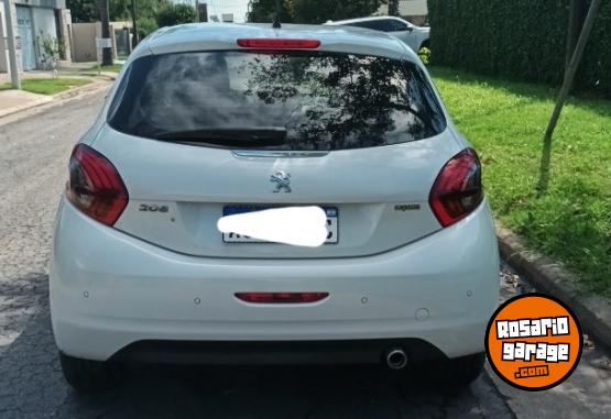 Autos - Peugeot 208 allure 1.6 2018 Nafta 72000Km - En Venta