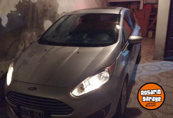 Autos - Ford fiesta titanium mexicano 2015 Nafta 78000Km - En Venta