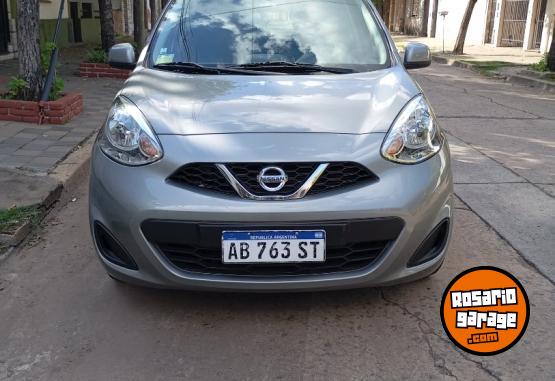 Autos - Nissan March 2017 Nafta 49000Km - En Venta