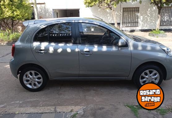 Autos - Nissan March 2017 Nafta 49000Km - En Venta