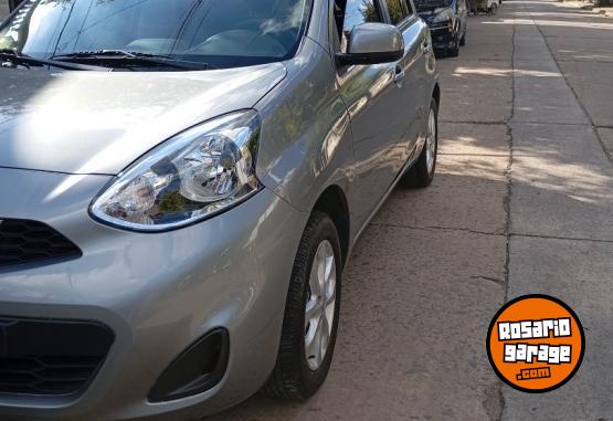 Autos - Nissan March 2017 Nafta 49000Km - En Venta
