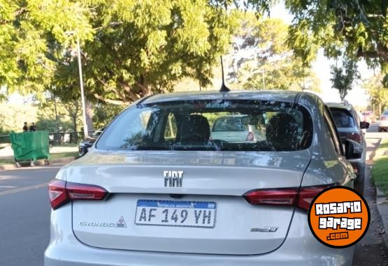 Autos - Fiat Cronos Presicion 1.8 AT 2022 Nafta 21400Km - En Venta