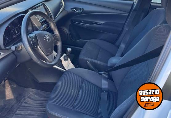 Autos - Toyota yaris 2021 Nafta 160000Km - En Venta