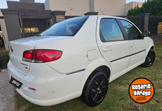 Autos - Fiat Siena 2012 GNC 147000Km - En Venta