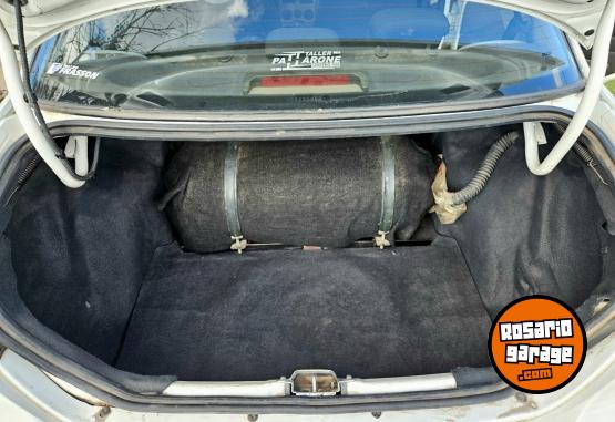 Autos - Fiat Siena 2012 GNC 147000Km - En Venta