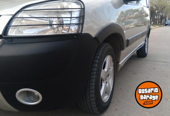 Utilitarios - Peugeot Partner 2013 Diesel 620000Km - En Venta