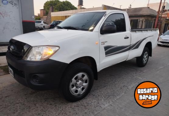 Camionetas - Toyota Hilux 4x2 cab. Simple 2011 Diesel 257000Km - En Venta