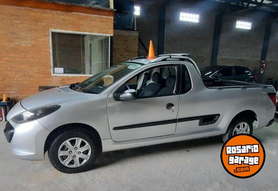 Utilitarios - Peugeot Hoggar xs 1.6 2014 Nafta 65000Km - En Venta