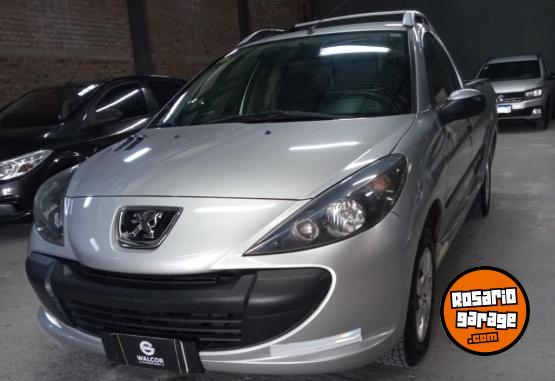 Camionetas - Peugeot Hoggar xs 1.6 2014 Nafta 65000Km - En Venta