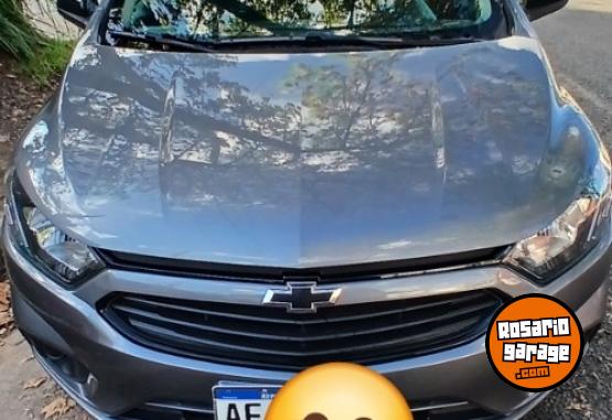 Autos - Chevrolet Onix joy Black. 1.4 MT 2023 Nafta 33000Km - En Venta