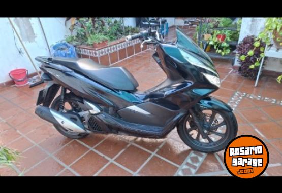 Motos - Honda Pcx 2020 Nafta 17000Km - En Venta