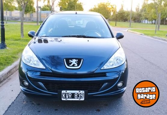 Autos - Peugeot 207 2012 Nafta 134000Km - En Venta