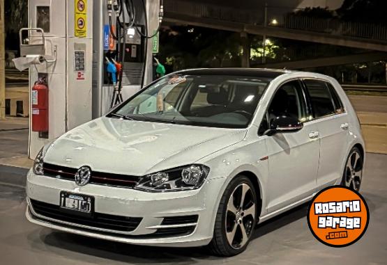 Autos - Volkswagen Golf mpi 1.6 2015 Nafta 63700Km - En Venta