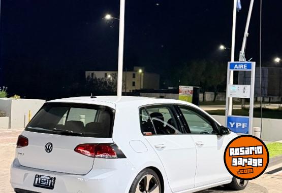 Autos - Volkswagen Golf mpi 1.6 2015 Nafta 63700Km - En Venta