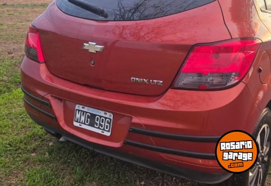 Autos - Chevrolet ONIX LTZ 2013 Nafta 98000Km - En Venta