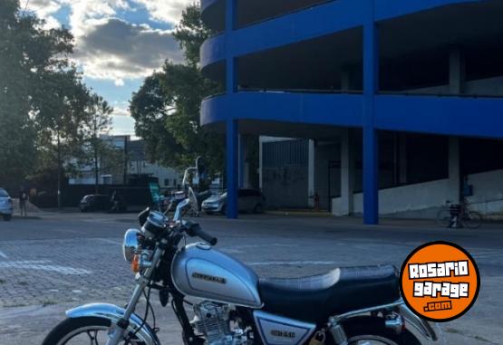 Motos - Suzuki GN125 2017 Nafta 16000Km - En Venta